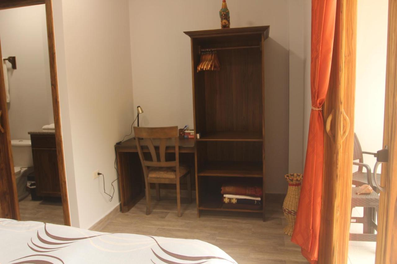 El Ocaso Oceanfront Apartment Canoa Εξωτερικό φωτογραφία